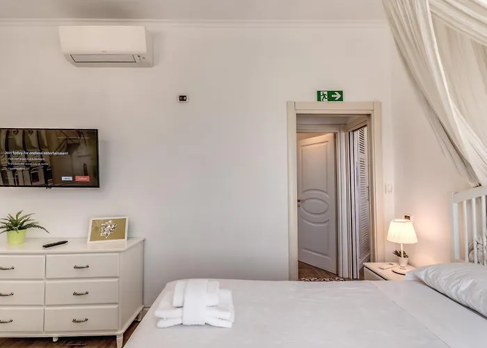 Domus Heroas Near Vatican * Roma